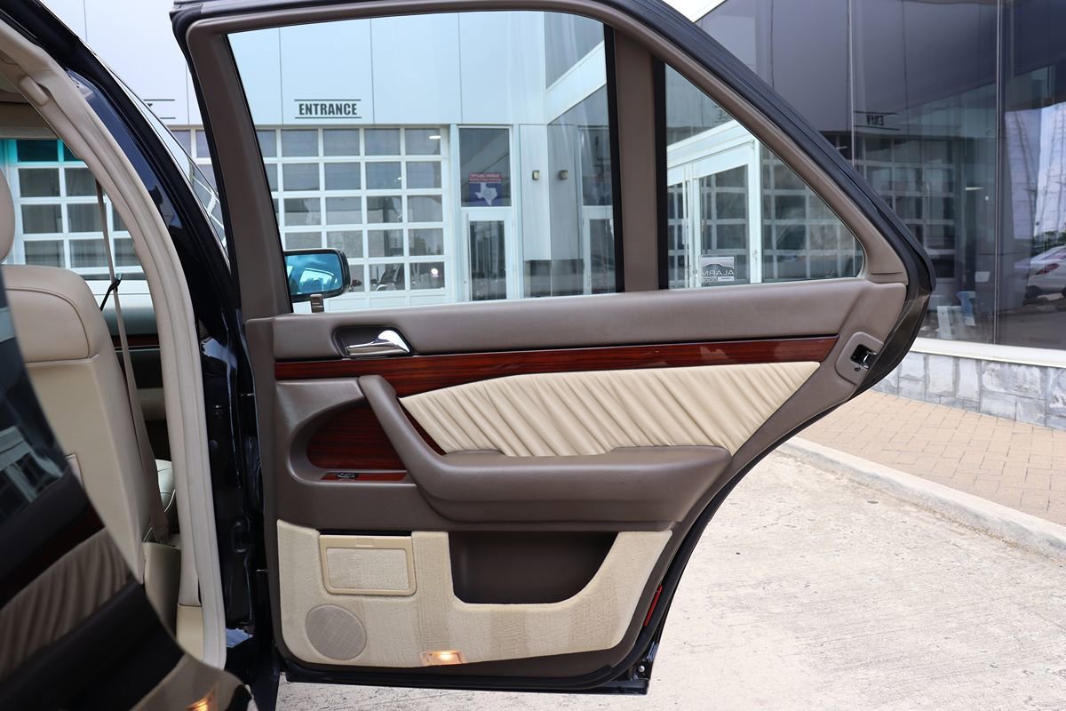 Used 1995 Mercedes-Benz S 320 image 36