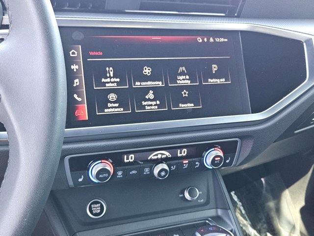 Used 2025 Audi Q3 2.0T Premium w/ Convenience Package image 14