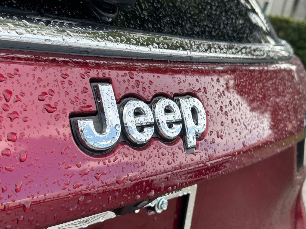 Certified 2022 Jeep Compass Latitude image 29