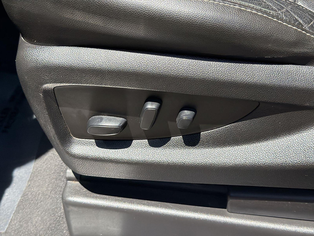 Used 2019 GMC Yukon XL SLT AWD/4WD image 33