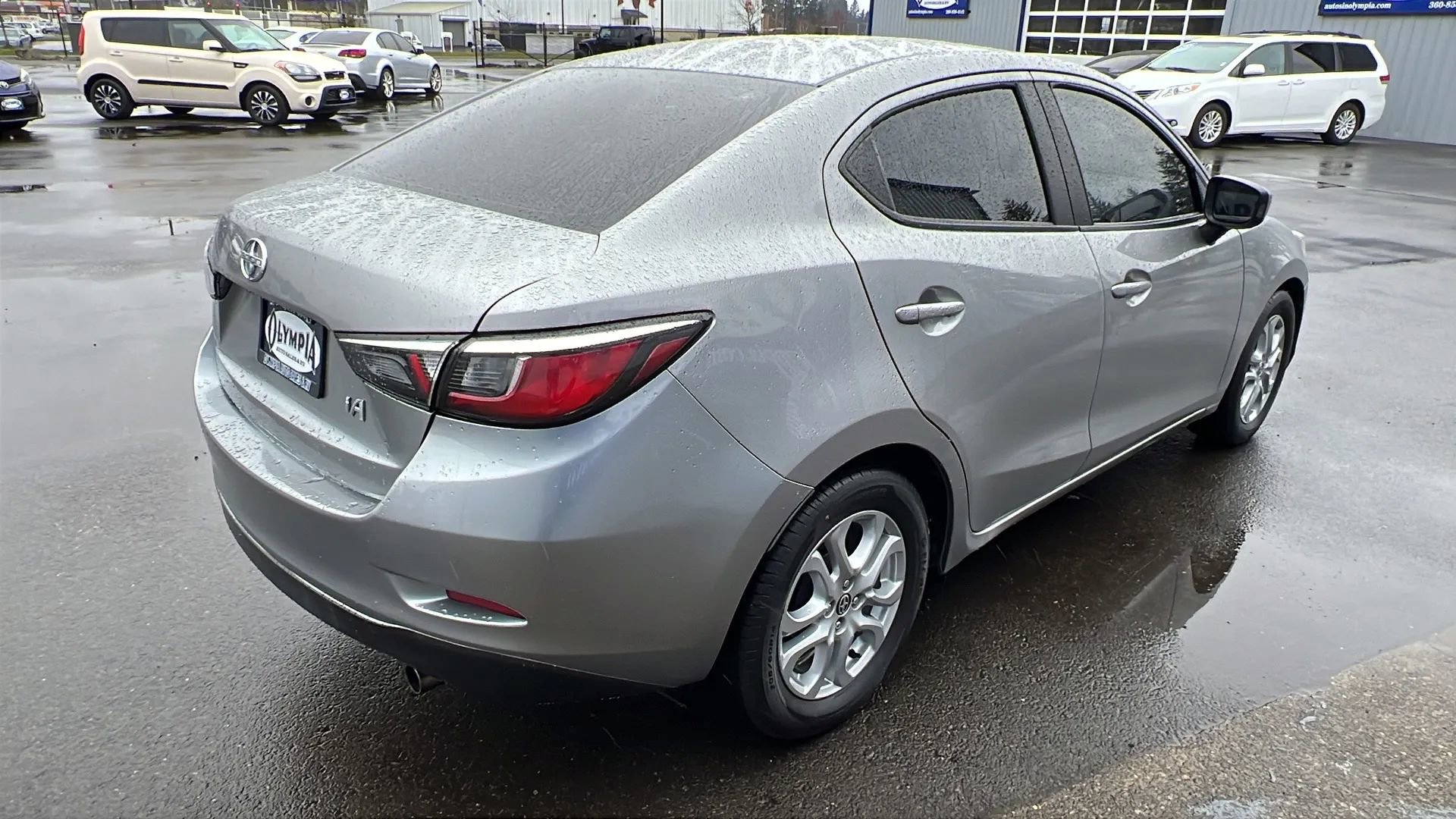 Used 2016 Scion iA image 8