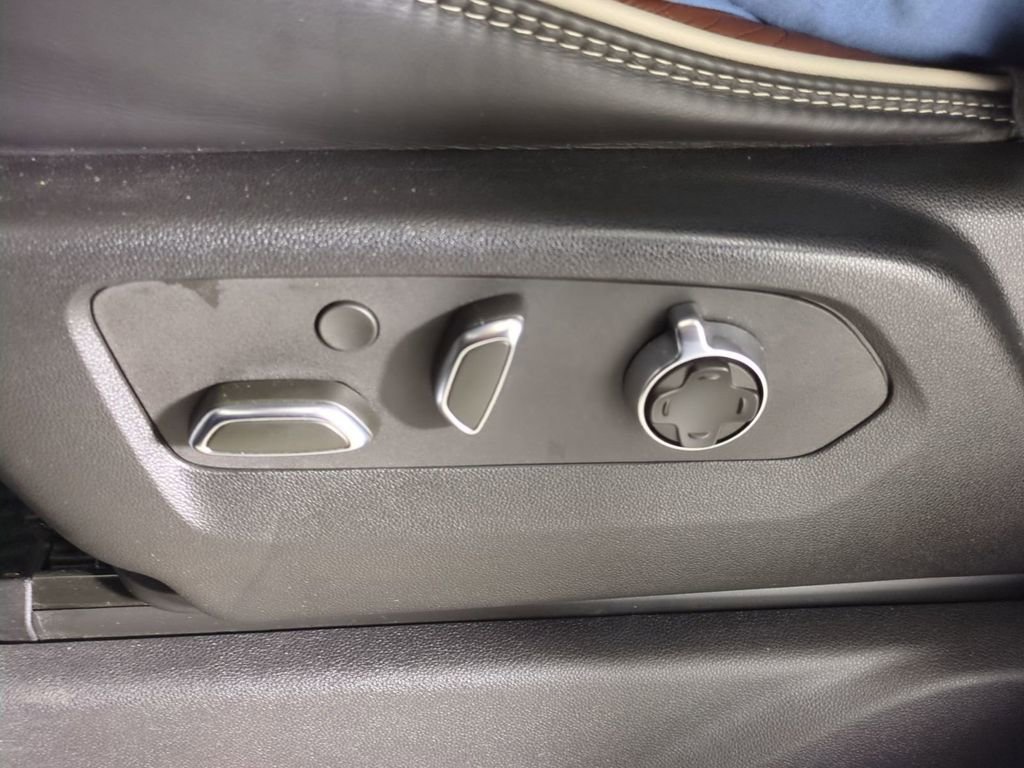 Used 2022 GMC Sierra 1500 Denali Ultimate image 22