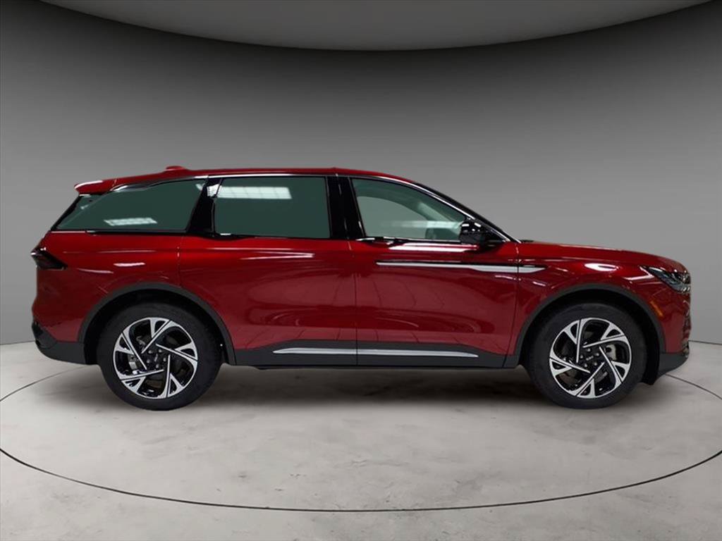 New 2025 Lincoln Nautilus Premier w/ Equipment Group 102A AWD/4WD image 4