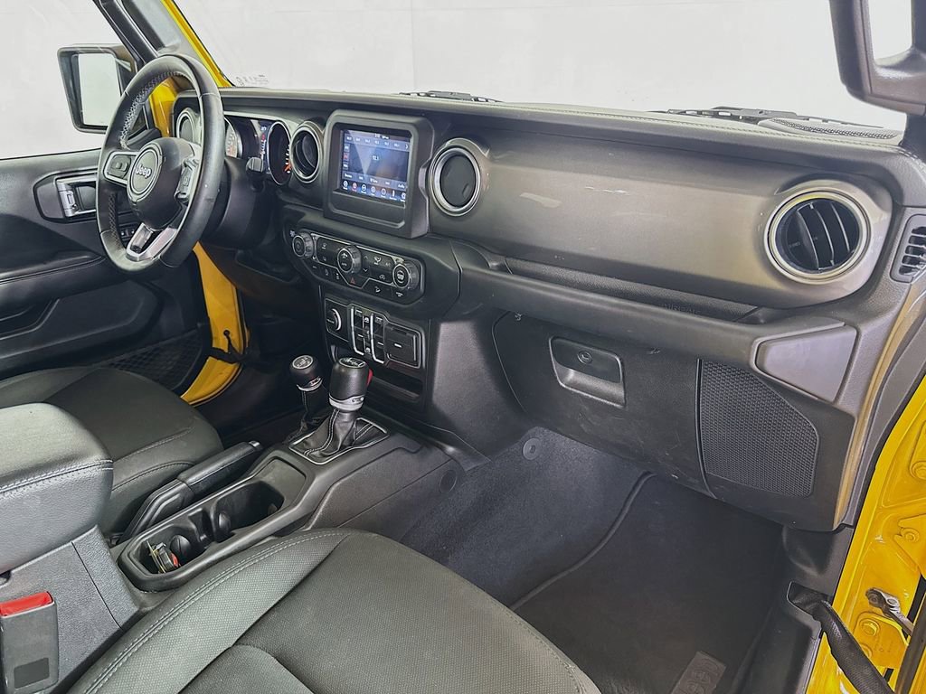 Used 2019 Jeep Wrangler Unlimited Sahara image 27