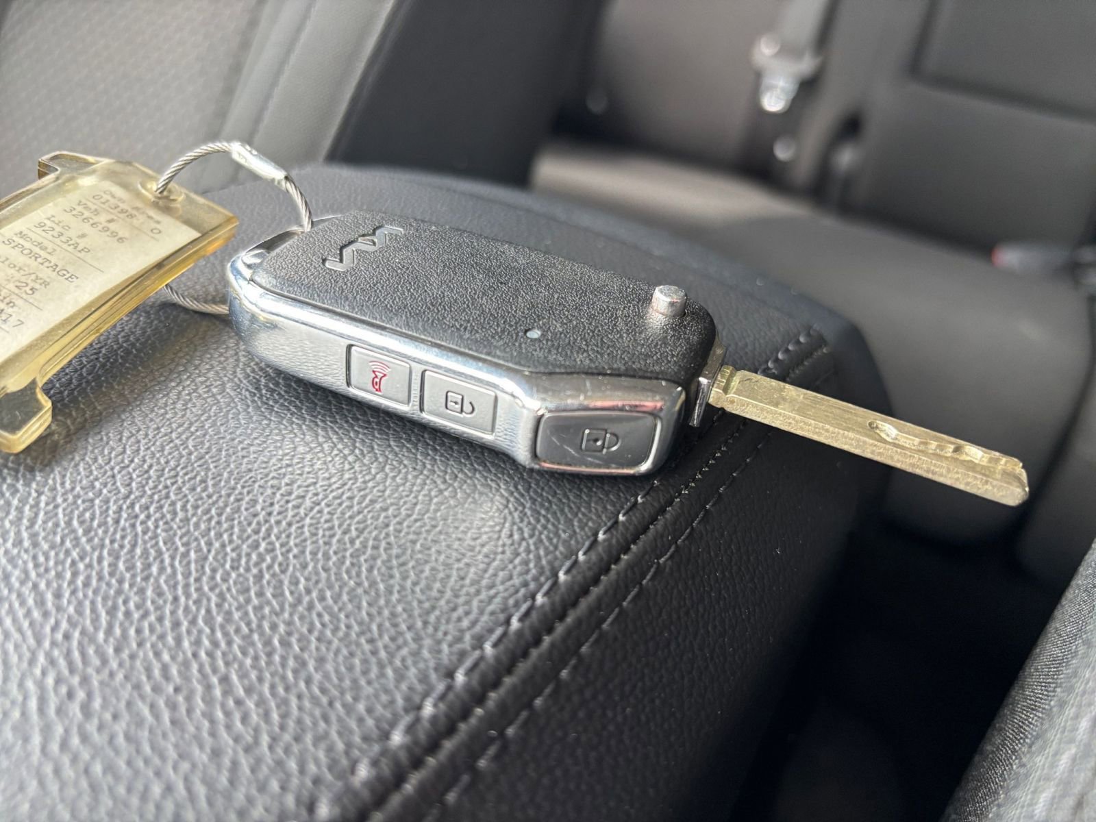 Used 2025 Kia Sportage LX image 21