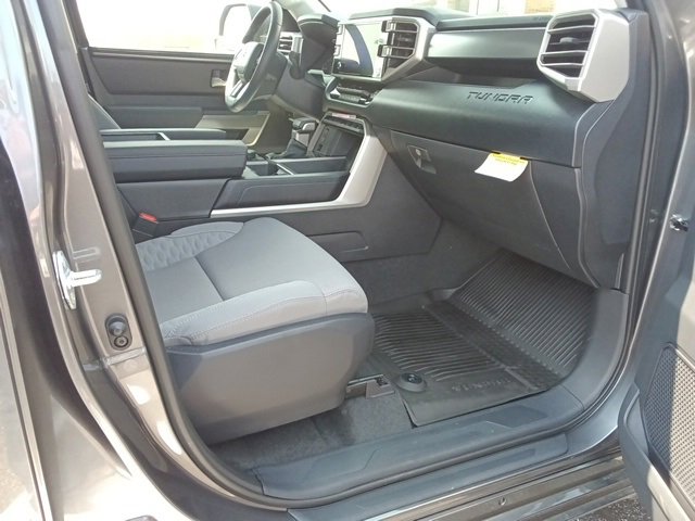 New 2024 Toyota Tundra SR5 image 9