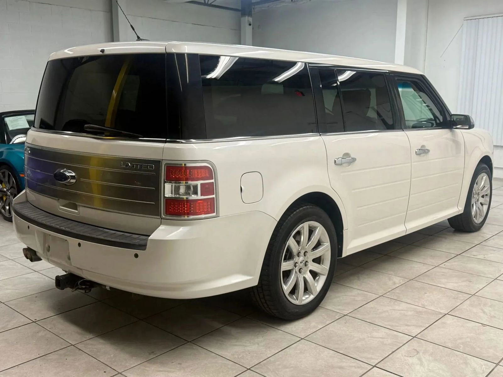 Used 2009 Ford Flex Limited image 9