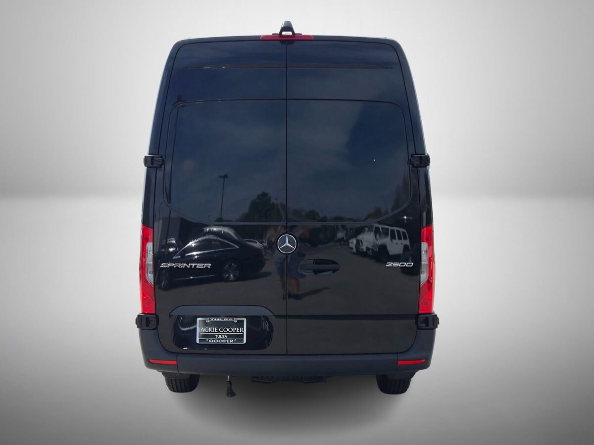 New 2024 Mercedes-Benz Sprinter 2500 image 4