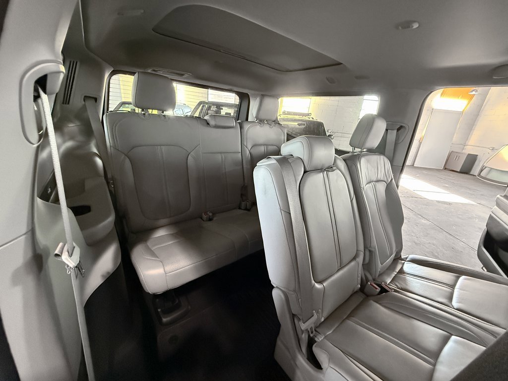 Used 2023 Jeep Wagoneer Base w/ Premium Group I image 40