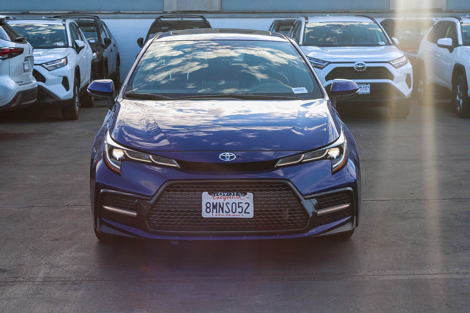 Used 2020 Toyota Corolla XSE image 2