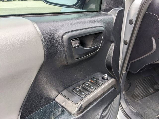 Used 2017 Toyota Tacoma SR5 w/ Tow Package image 20