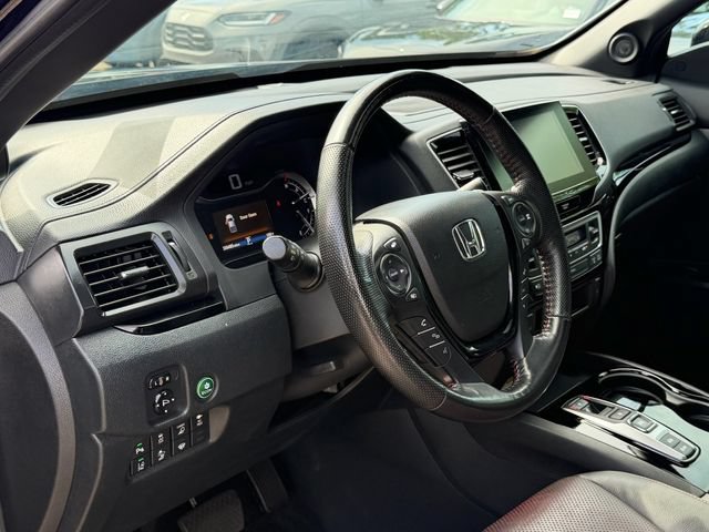 Used 2023 Honda Ridgeline Black Edition image 13
