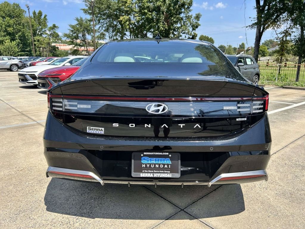 New 2026 Hyundai Sonata Limited FWD image 4