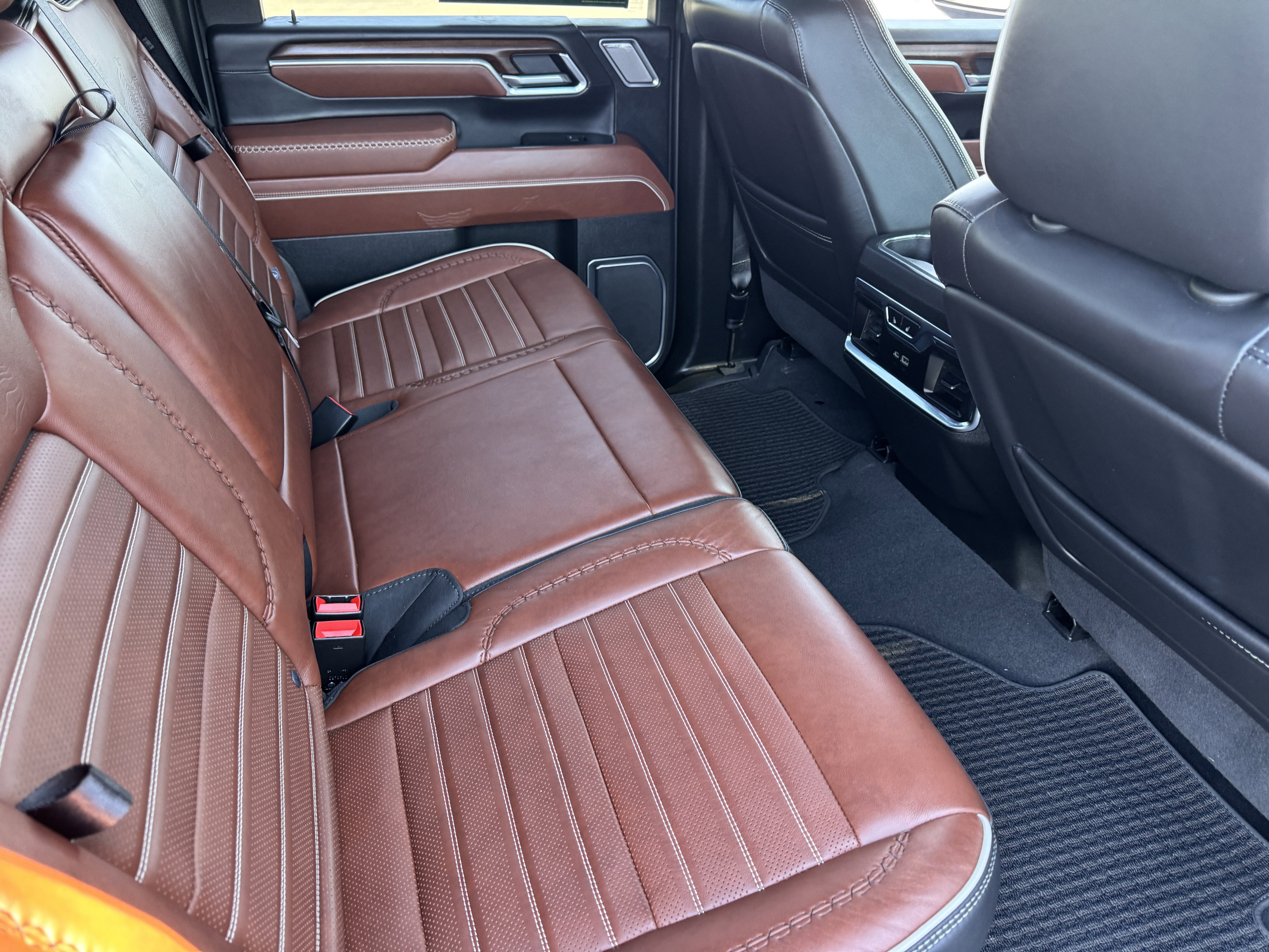 Used 2025 GMC Sierra 2500 Denali Ultimate w/ Max Trailering Package image 20