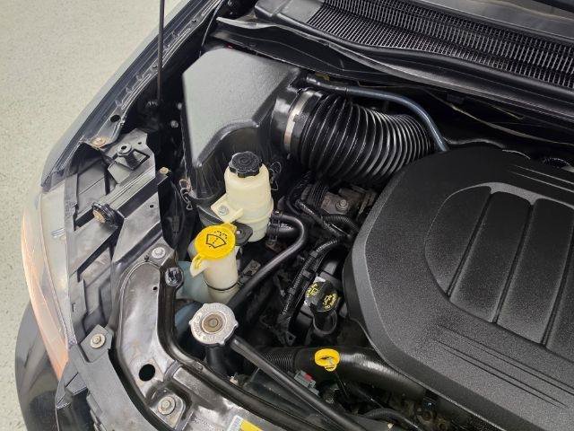 Used 2018 Dodge Grand Caravan SE FWD image 37