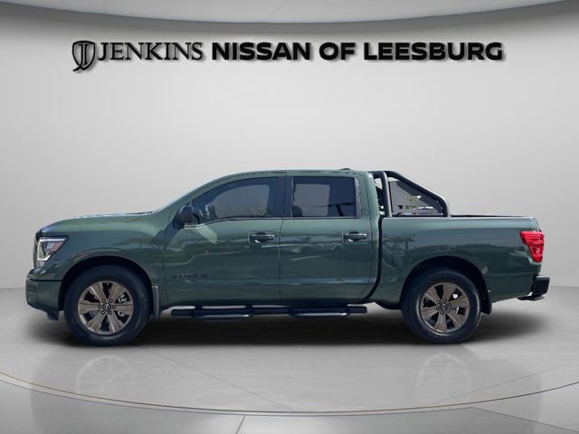 Certified 2024 Nissan Titan SV w/ SV Bronze Edition Package image 9