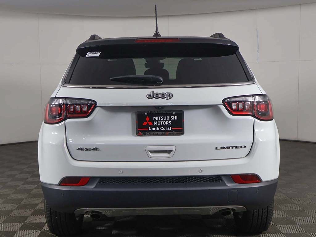Used 2023 Jeep Compass Limited w/ Sun and Sound Group AWD/4WD image 13