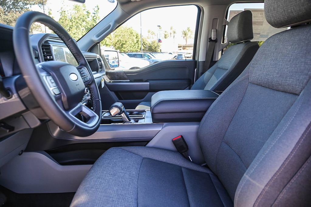 New 2025 Ford F150 Lightning XLT AWD/4WD image 21