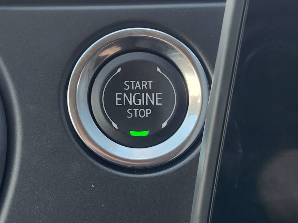 Used 2025 Chevrolet Blazer LT image 22