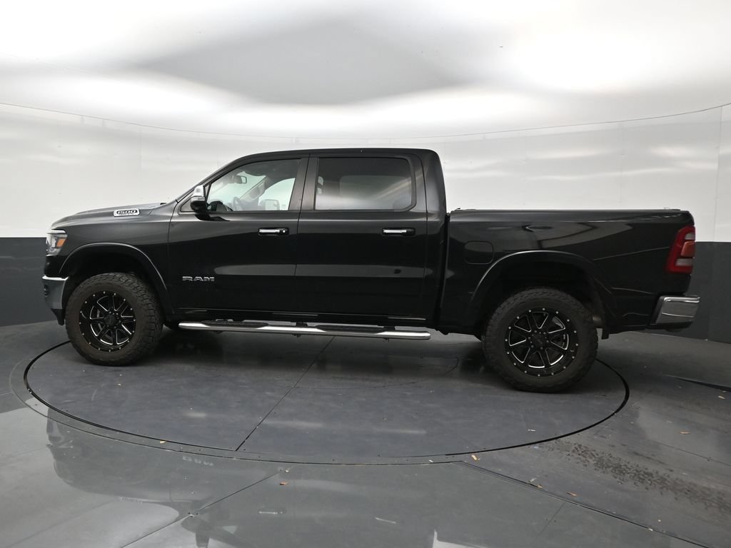 Used 2019 RAM 1500 Laramie AWD/4WD image 2