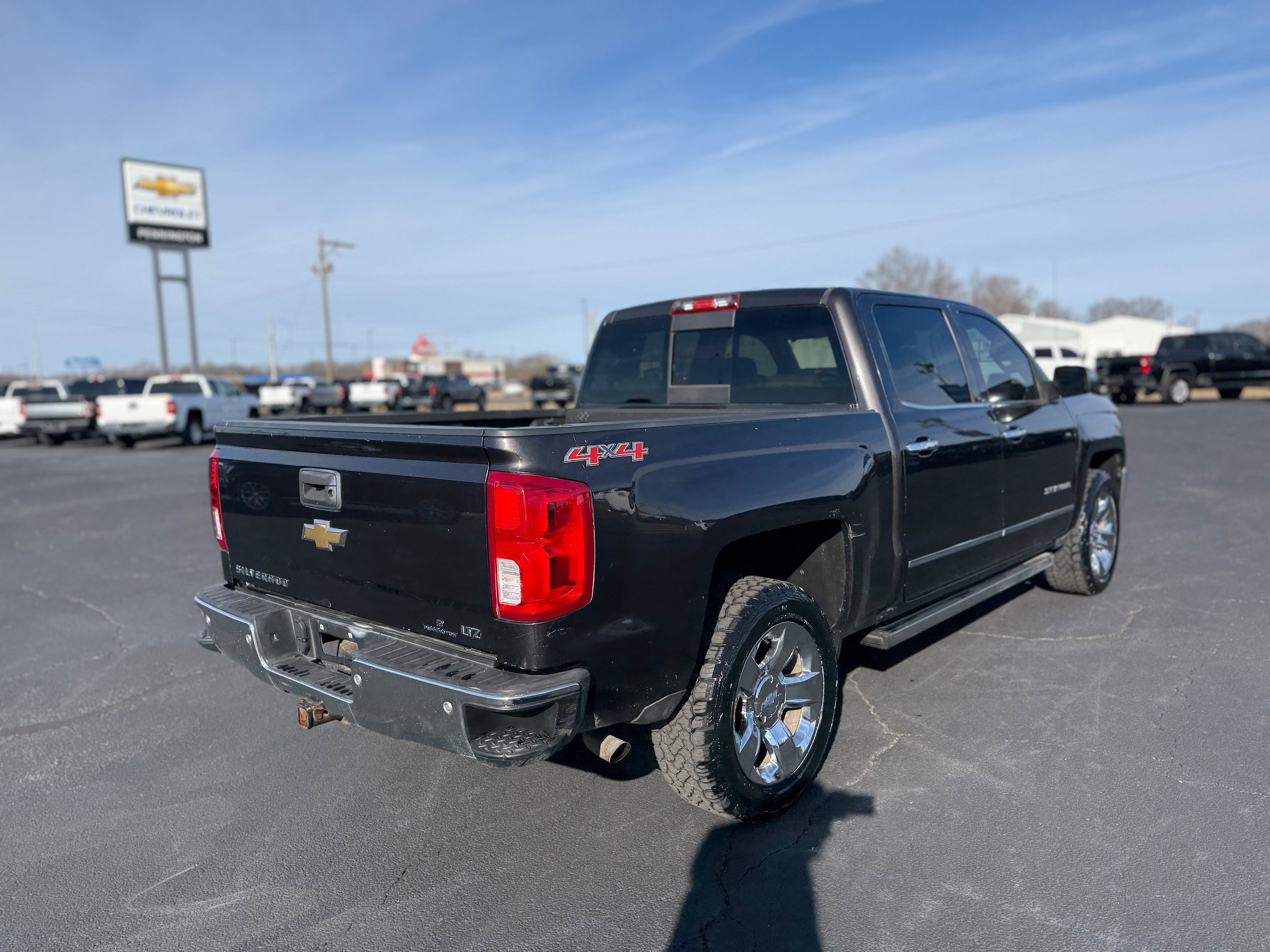 Used 2016 Chevrolet Silverado 1500 LTZ w/ LTZ Plus Package AWD/4WD image 7