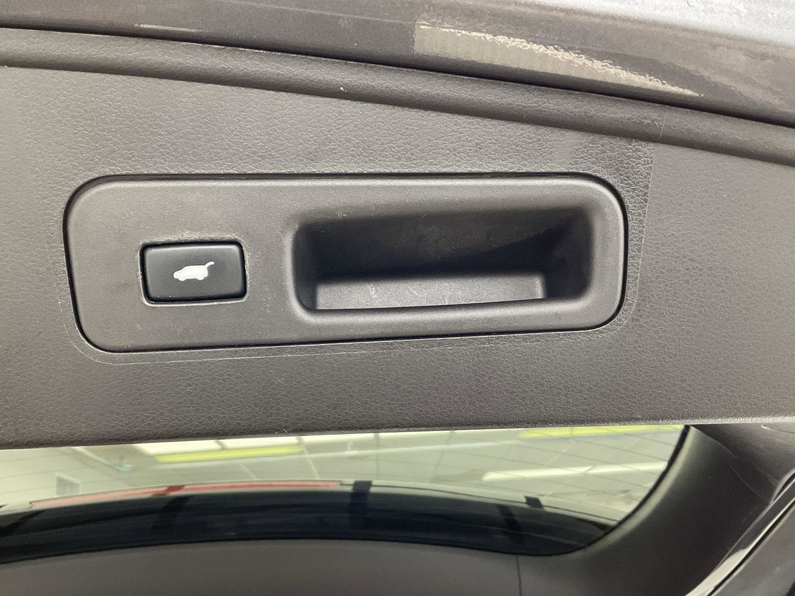 Used 2019 Acura MDX A-Spec image 30