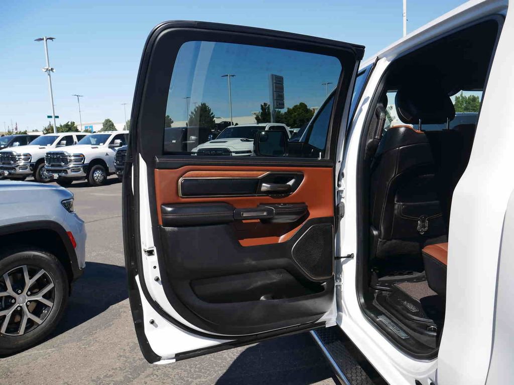 Used 2022 RAM 1500 Limited w/ Body-Colour Bumper Group image 17