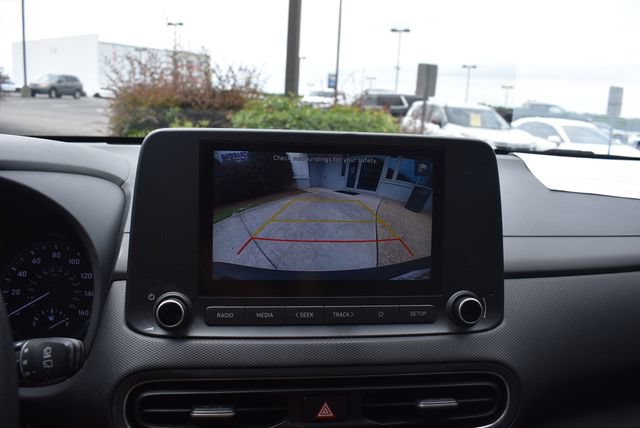 Used 2022 Hyundai Kona SEL FWD image 31