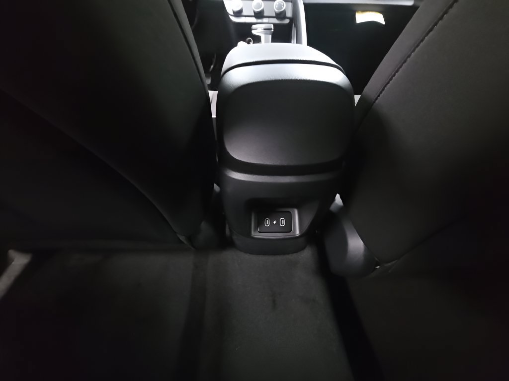 New 2026 Hyundai Elantra SE FWD image 27