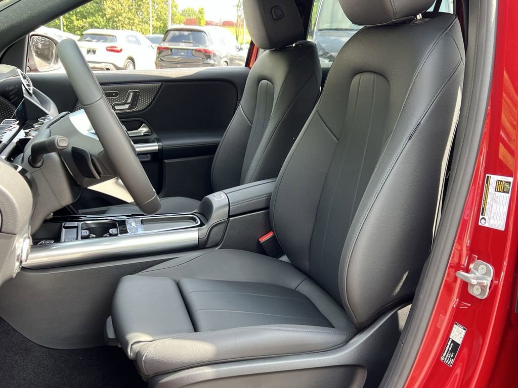 Certified 2026 Mercedes-Benz GLA 250 4MATIC image 11