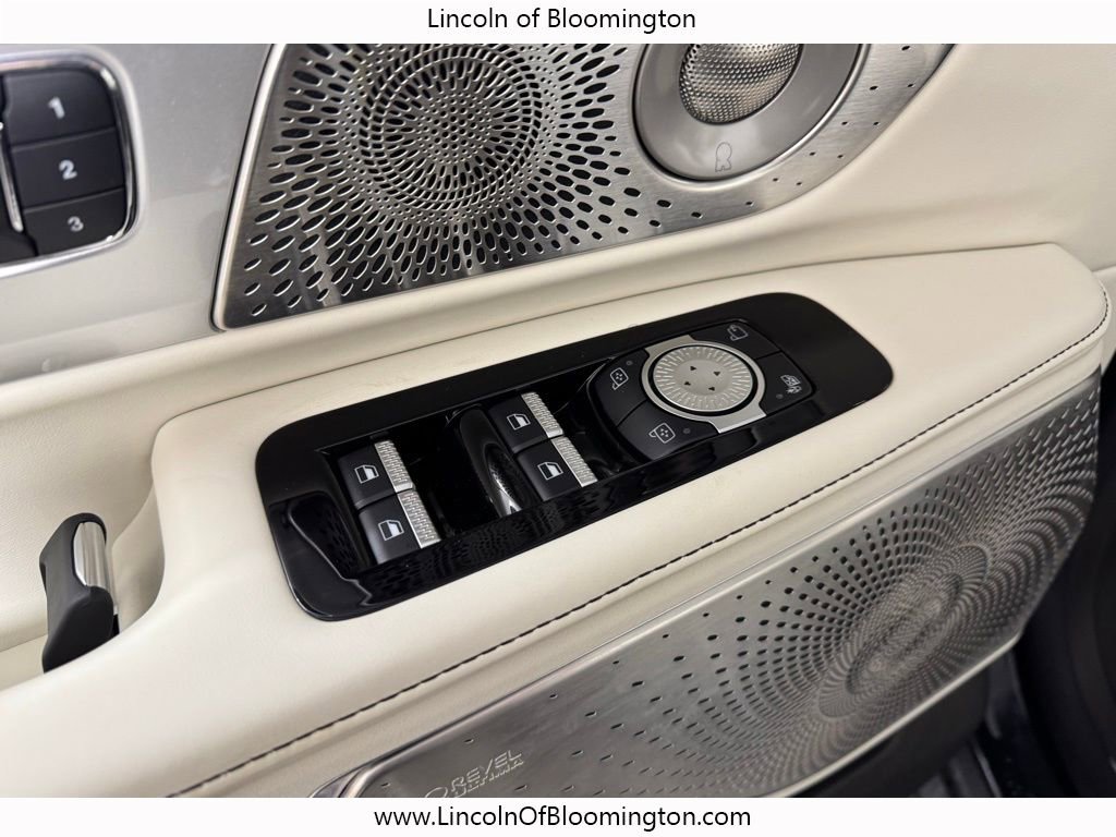 New 2026 Lincoln Nautilus Black Label image 17