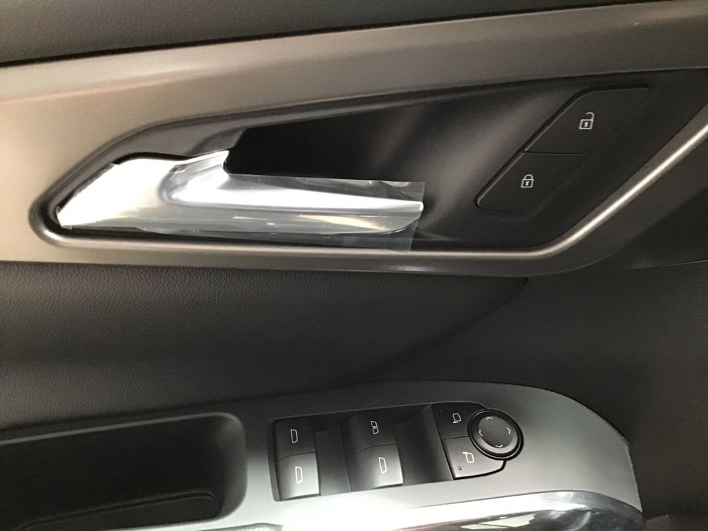 New 2026 Chevrolet Traverse LT w/ Sun and Wheel Package image 16