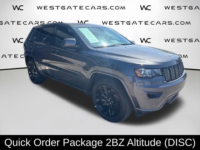 Used 2017 Jeep Grand Cherokee Altitude image 4