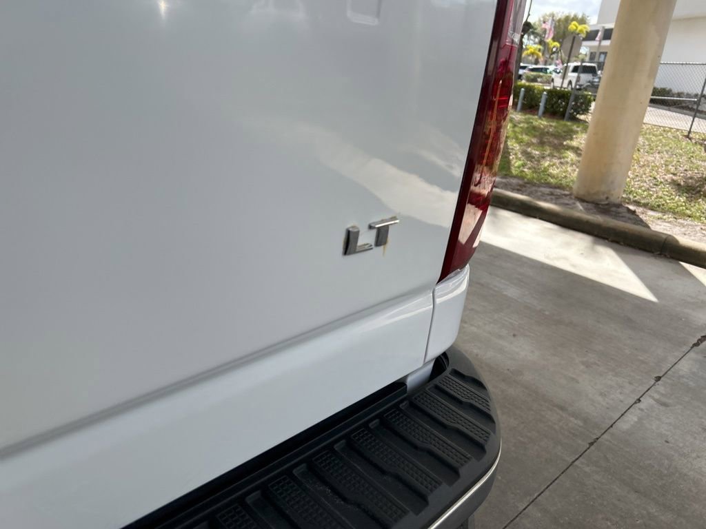 Used 2024 Chevrolet Silverado 2500 LT image 22