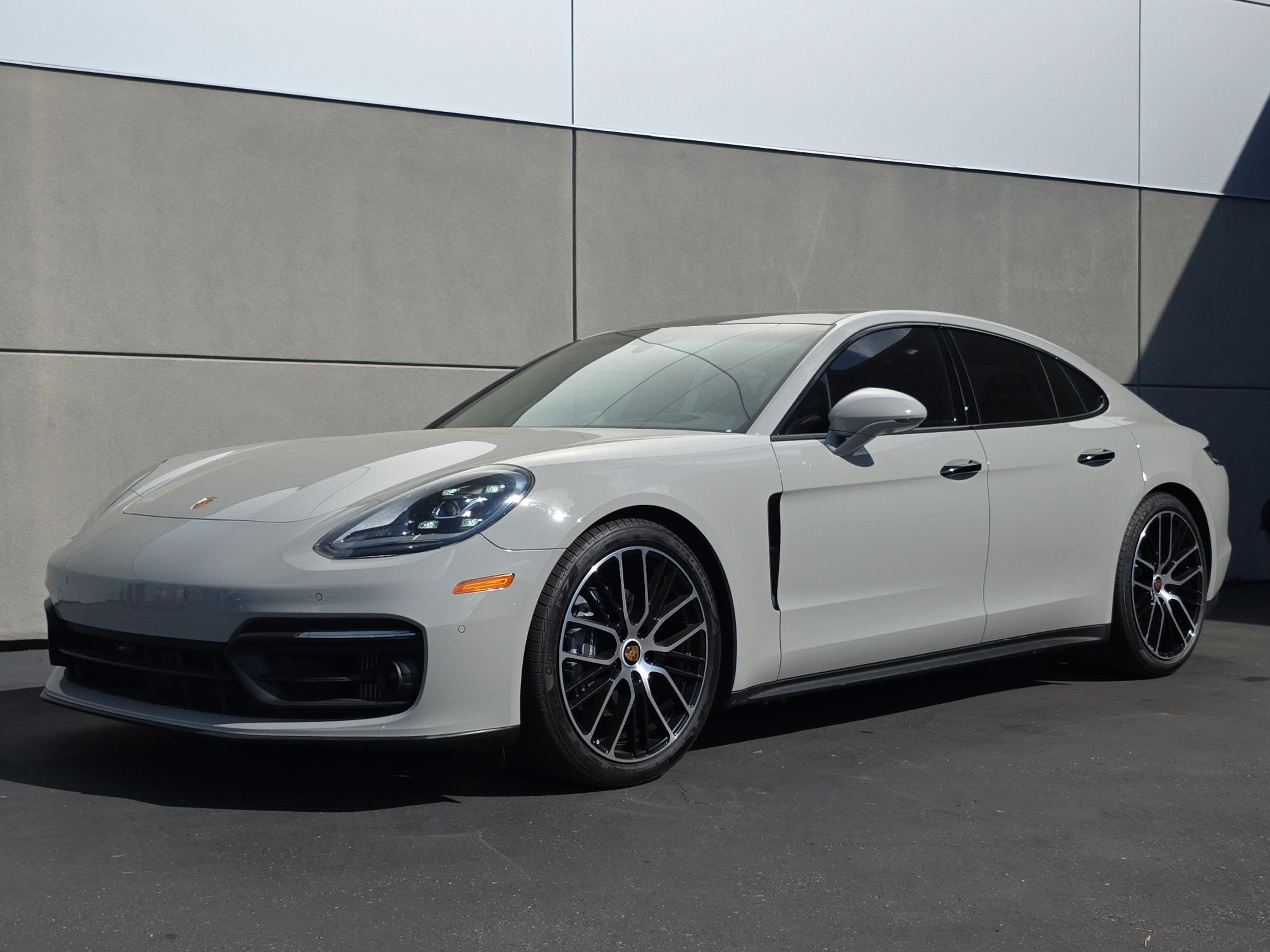 Used 2023 Porsche Panamera
