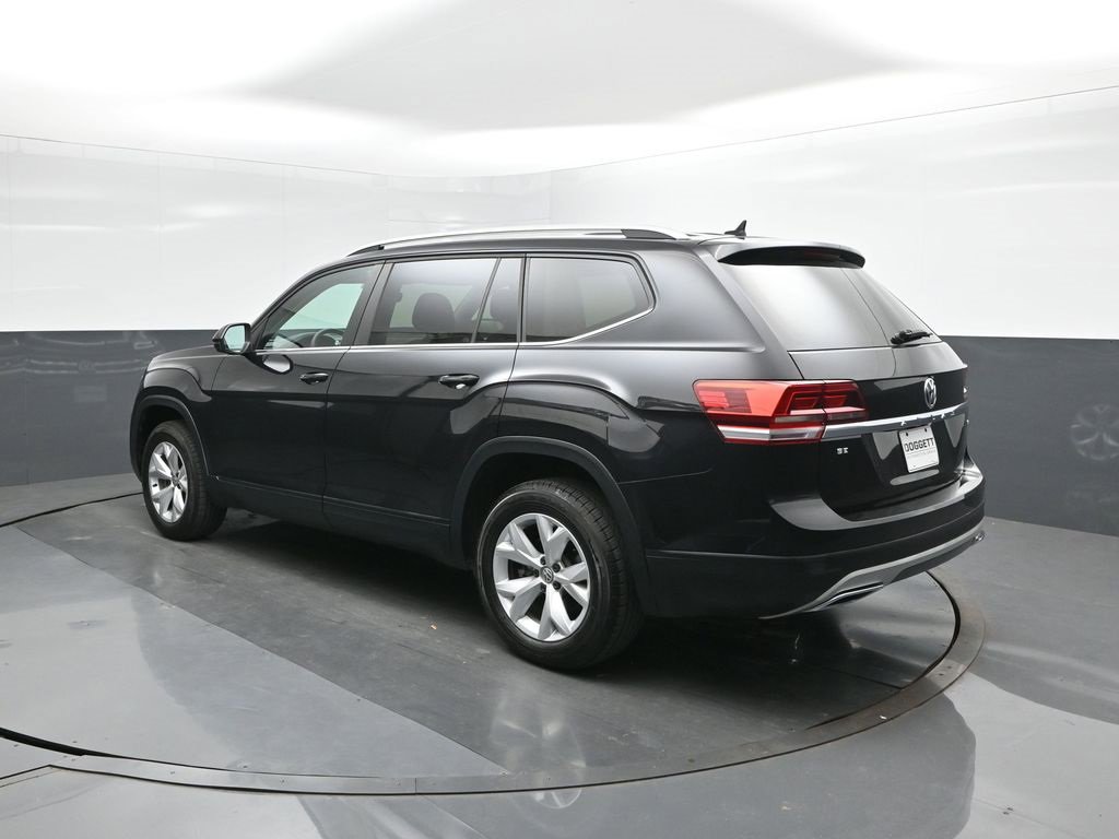 Used 2019 Volkswagen Atlas SE w/ Panoramic Sunroof Package image 5