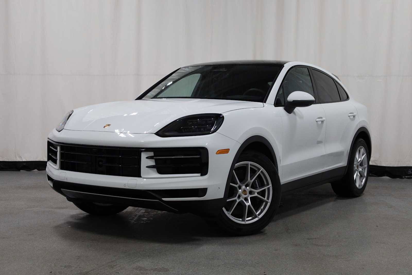 New 2026 Porsche Cayenne Coupe AWD/4WD image 1