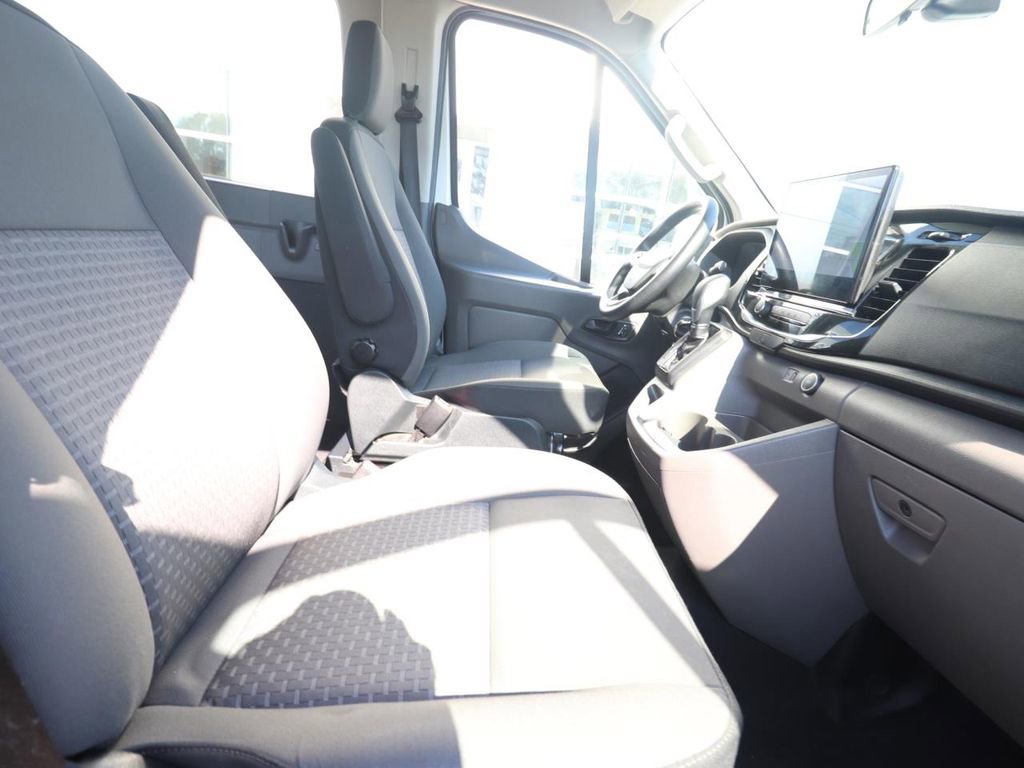 Certified 2023 Ford Transit 350 XLT image 17