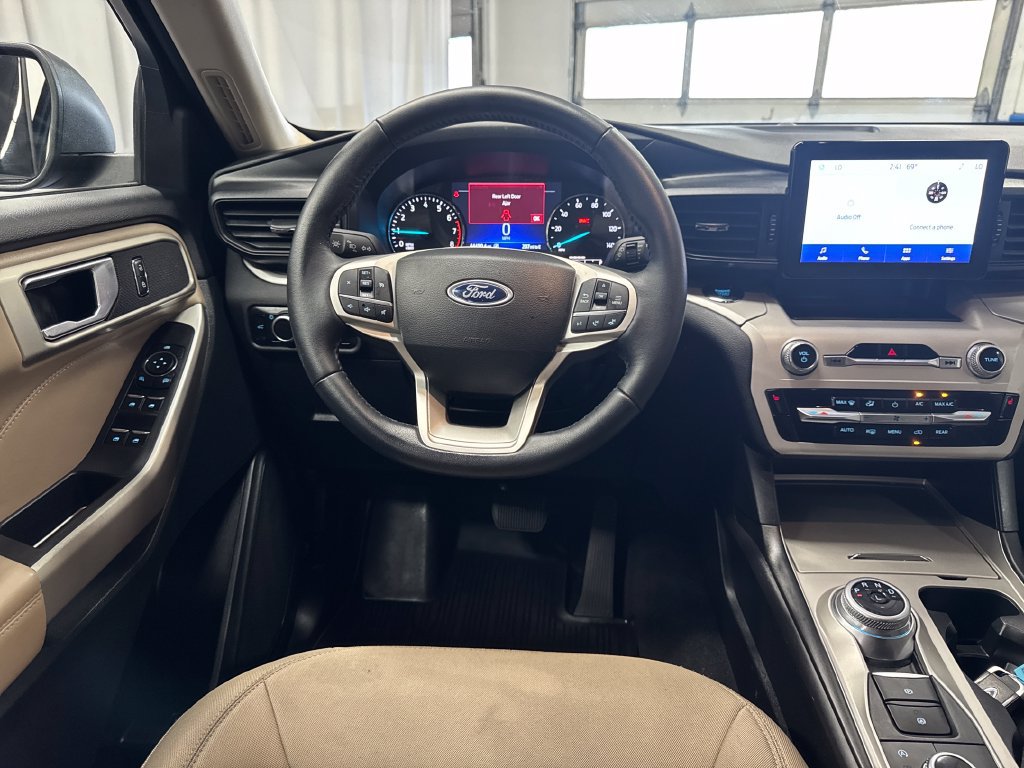 Certified 2023 Ford Explorer XLT AWD/4WD image 13