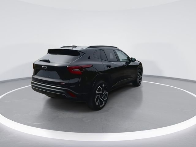 Used 2024 Chevrolet Trax RS image 11