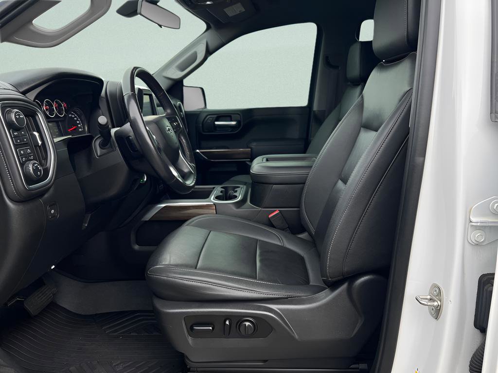 Used 2021 Chevrolet Silverado 1500 LT Trail Boss w/ Convenience Package II AWD/4WD image 11