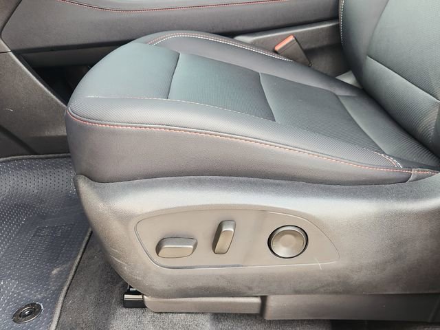 Used 2025 Chevrolet Traverse Z71 AWD/4WD image 23