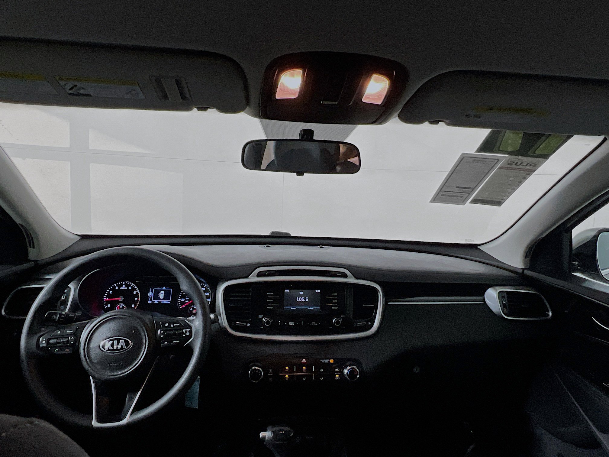 Used 2017 Kia Sorento LX image 29