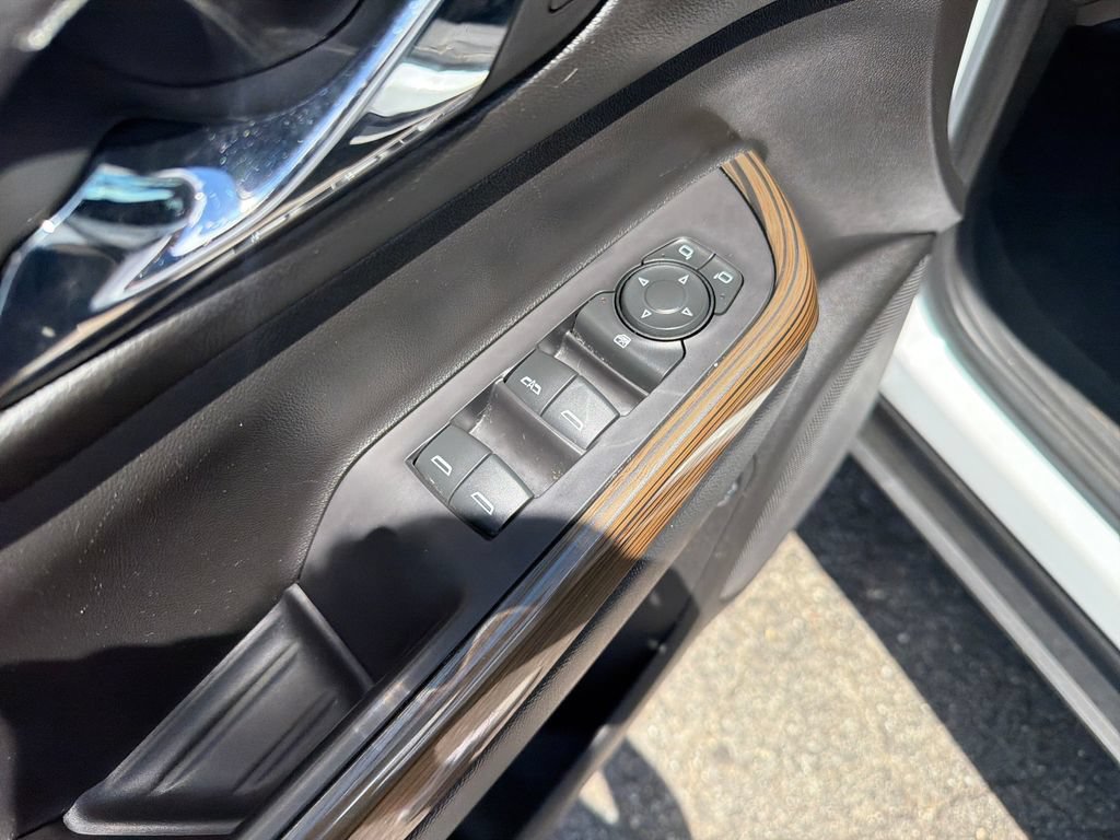 Used 2021 GMC Acadia SLE w/ Driver Convenience Package AWD/4WD image 13