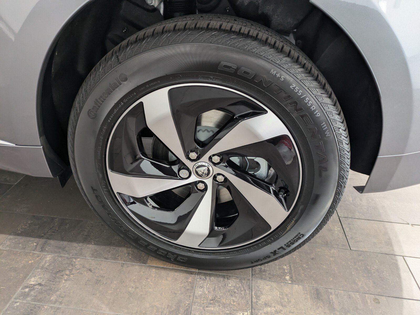 New 2026 Jaguar F-PACE R-Dynamic S AWD/4WD image 14