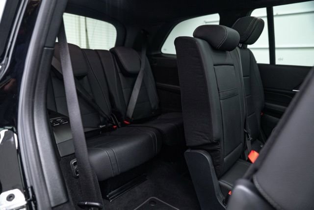 Used 2025 Mercedes-Benz GLS 450 4MATIC image 25