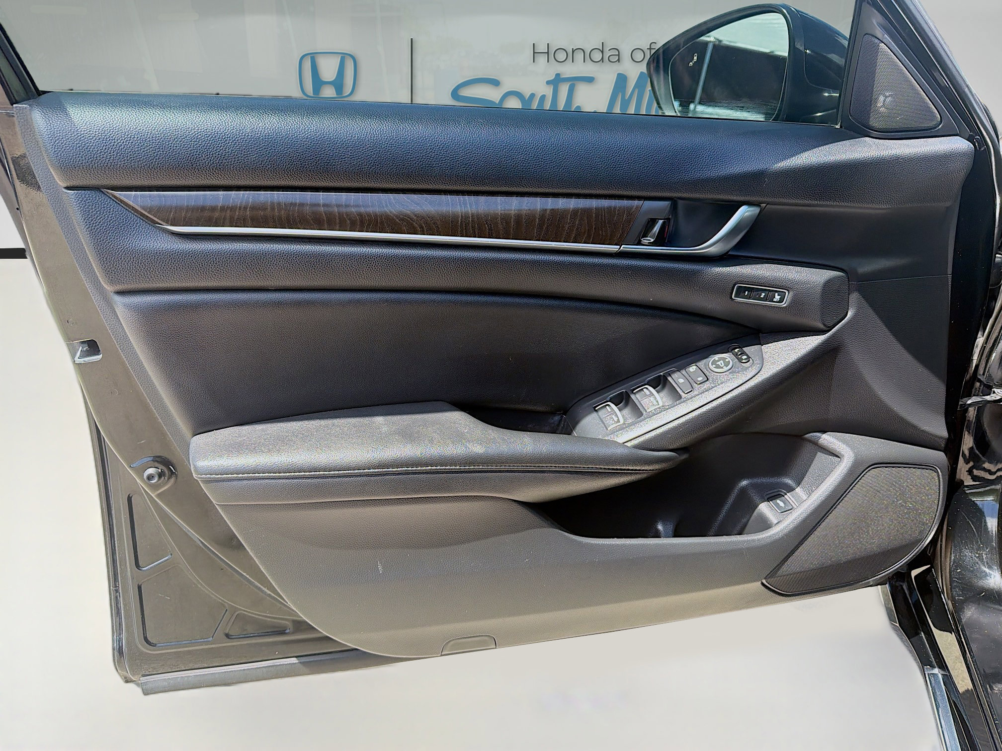 Used 2019 Honda Accord EX-L image 21