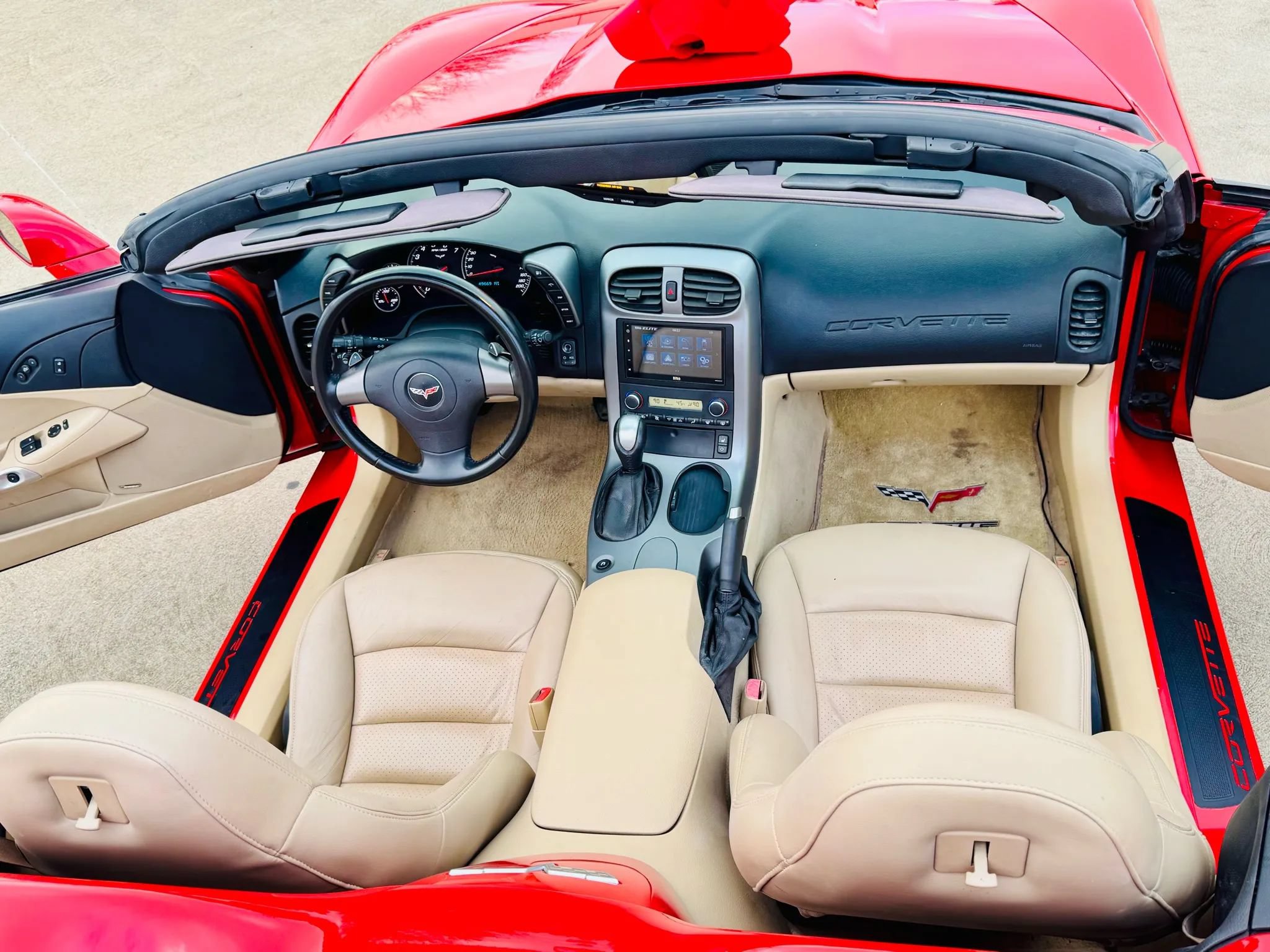 Used 2006 Chevrolet Corvette Convertible w/ Preferred Equipment Group RWD image 18