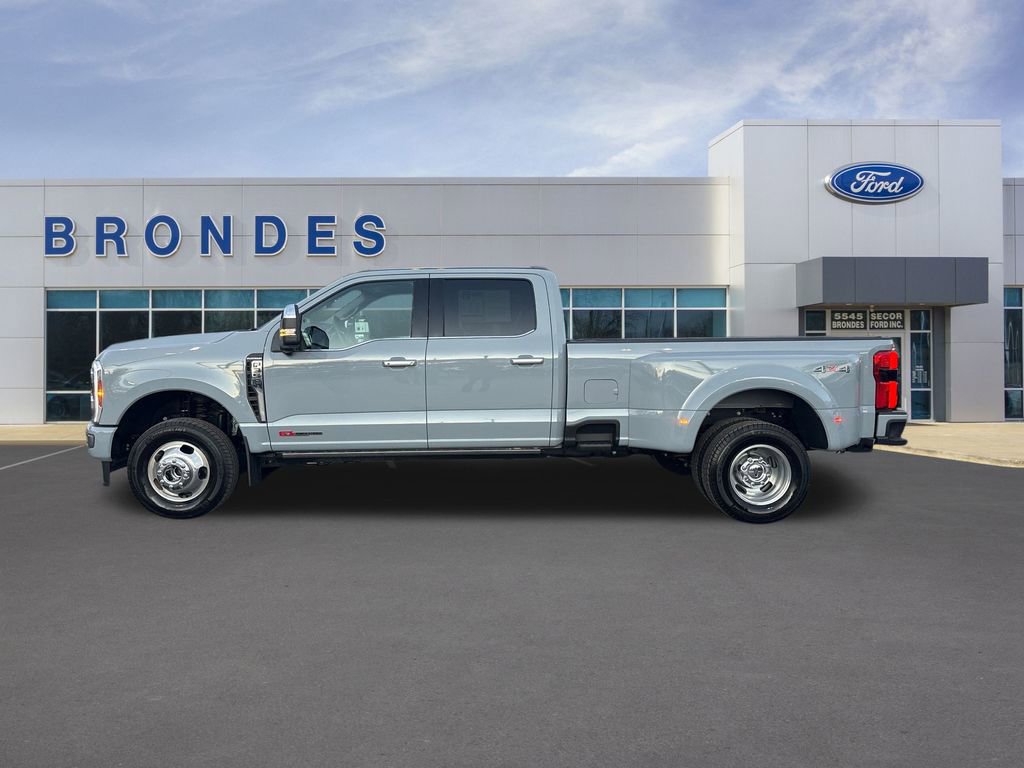 Used 2025 Ford F350 Platinum w/ Platinum Plus Package image 1