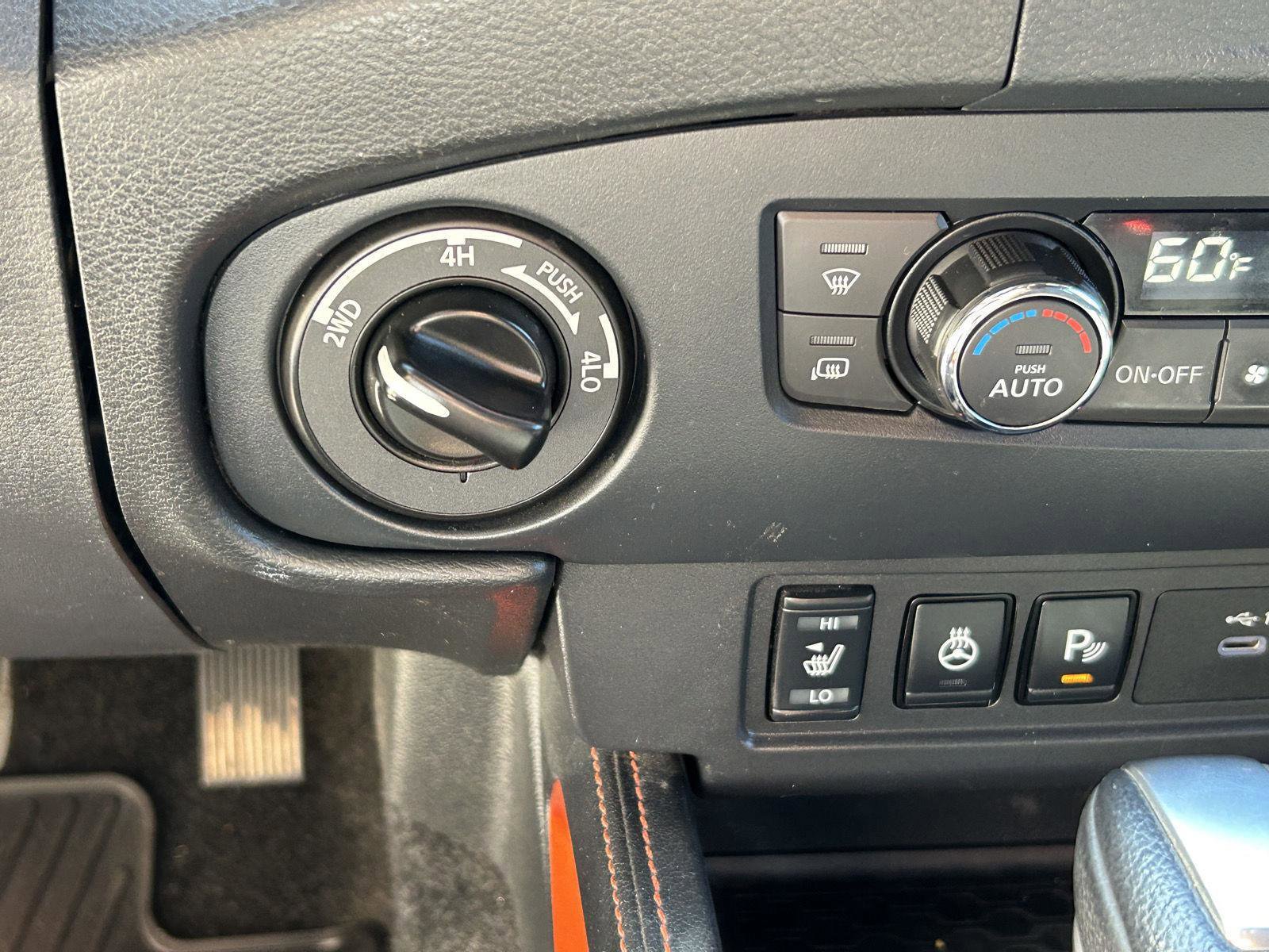 Used 2022 Nissan Frontier PRO-4X image 33